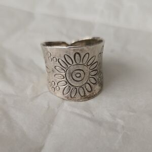 Sterling Silver Floral Ring